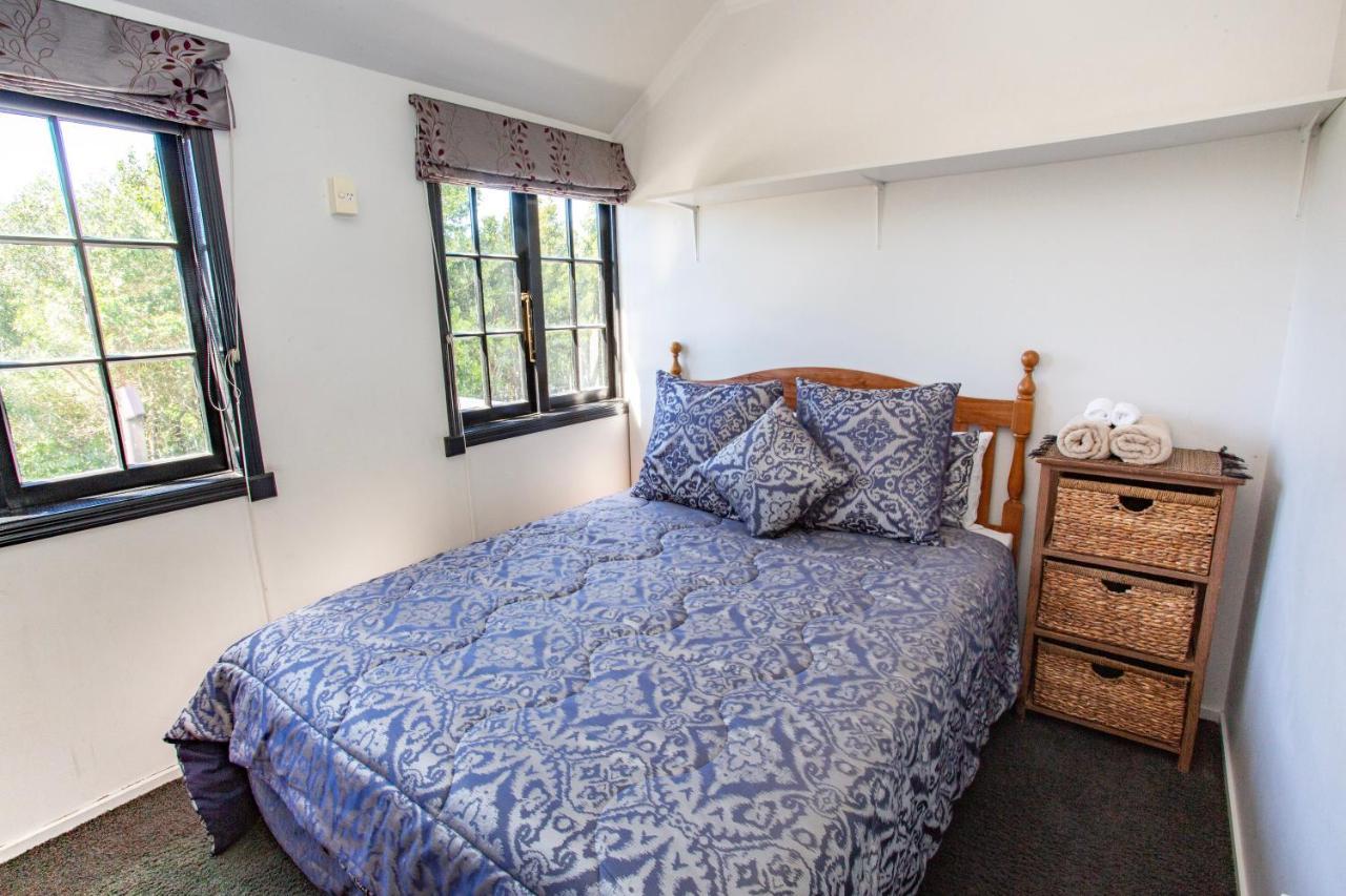 Cork And Keg Motel Renwick Ngoại thất bức ảnh