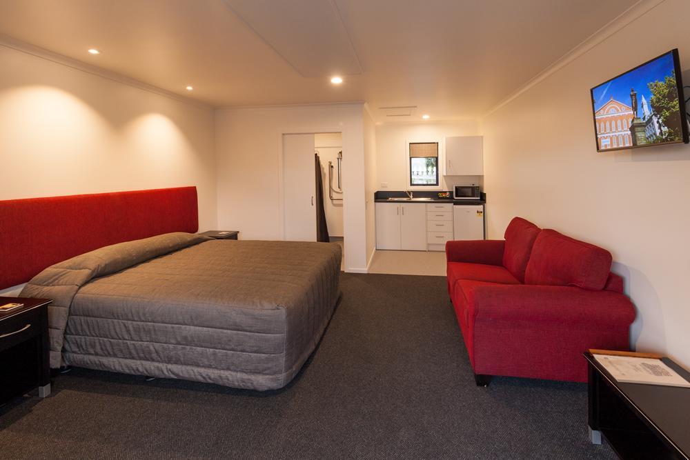 Cork And Keg Motel Renwick Ngoại thất bức ảnh