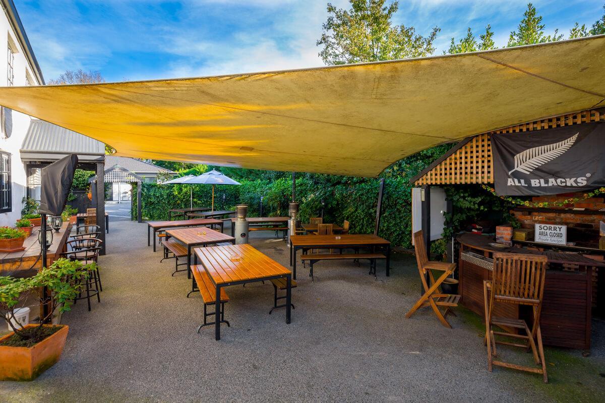 Cork And Keg Motel Renwick Ngoại thất bức ảnh